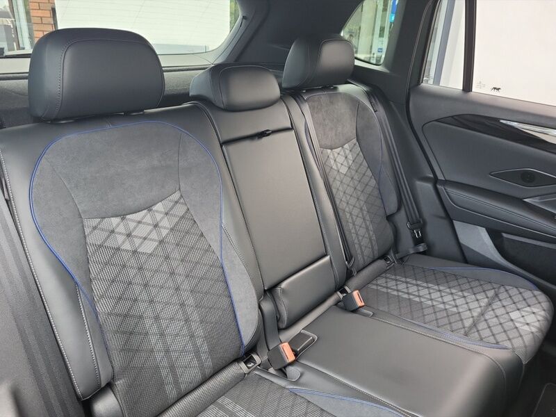 More views of Volkswagen Tiguan