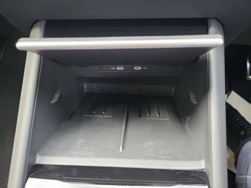 More views of Volkswagen Tiguan