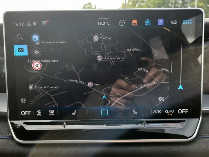 More views of Volkswagen Tayron