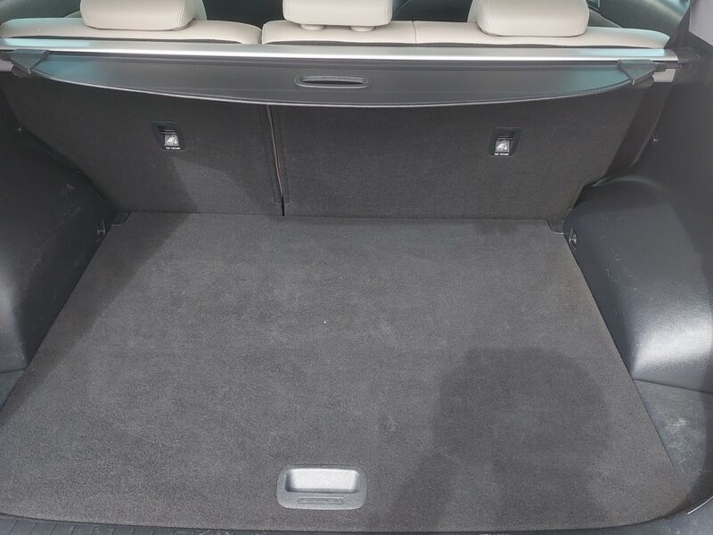 More views of Kia Sportage