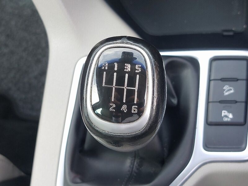 More views of Kia Sportage