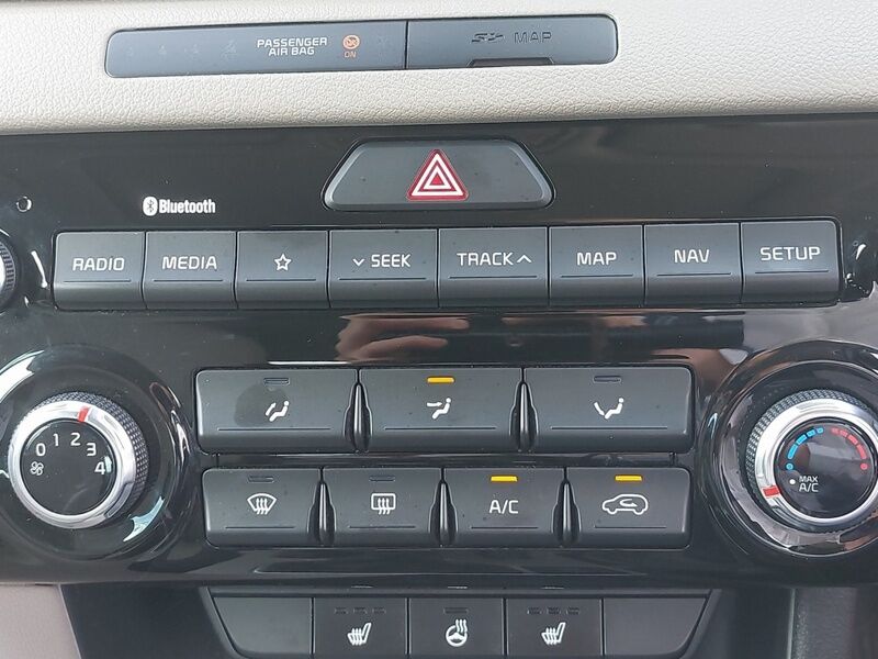 More views of Kia Sportage