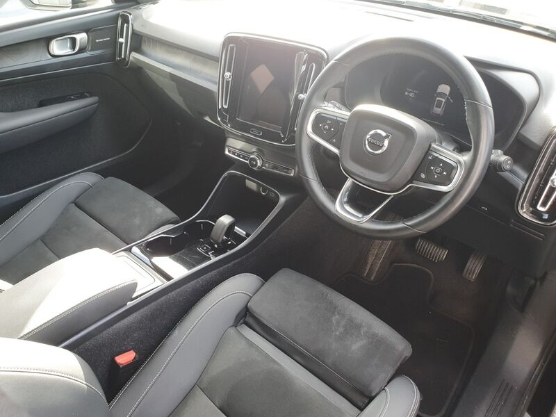 More views of Volvo XC40