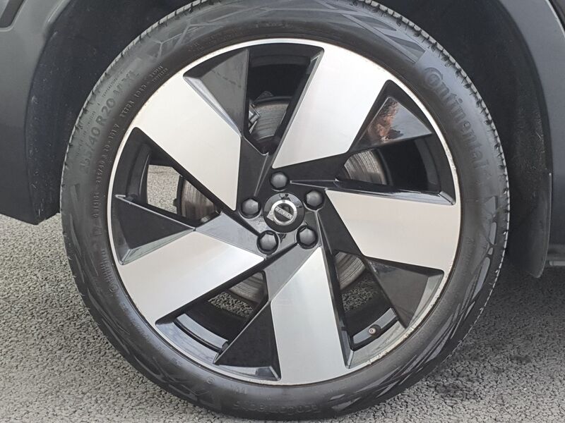 More views of Volvo XC40