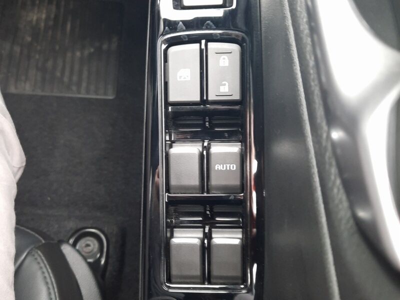 More views of Isuzu D-Max