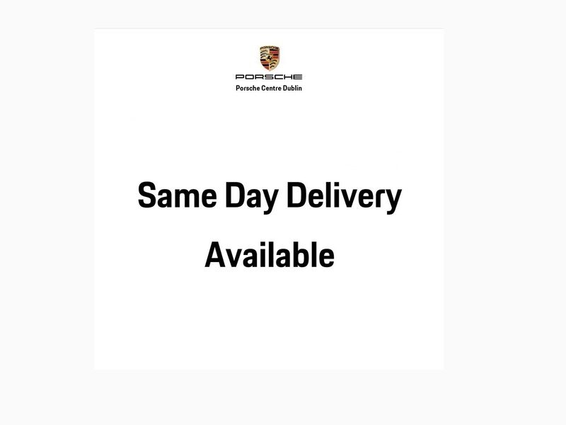 More views of Porsche Macan