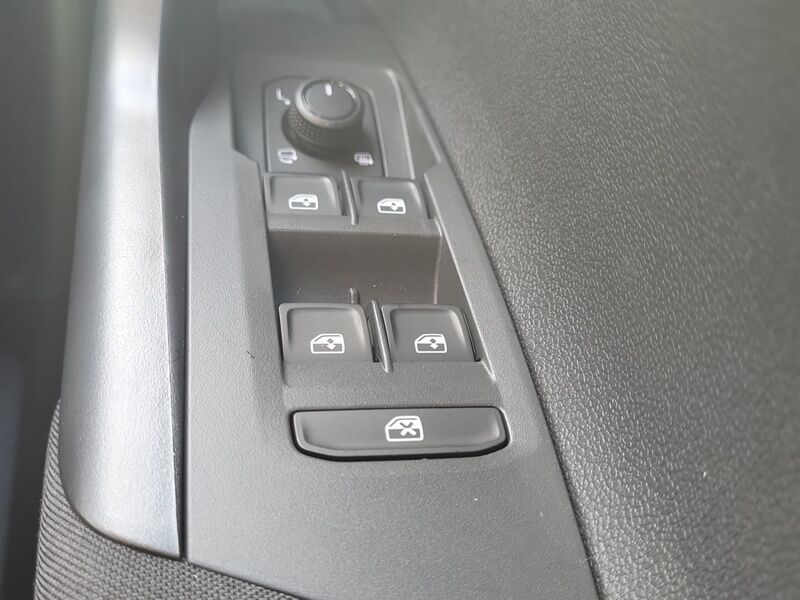 More views of Volkswagen Taigo