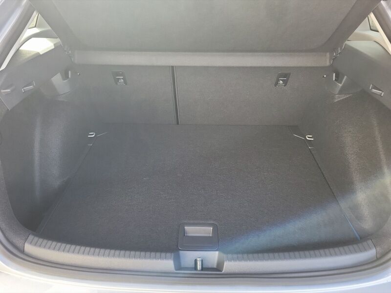 More views of Volkswagen Taigo