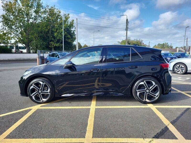 More views of Volkswagen ID.3