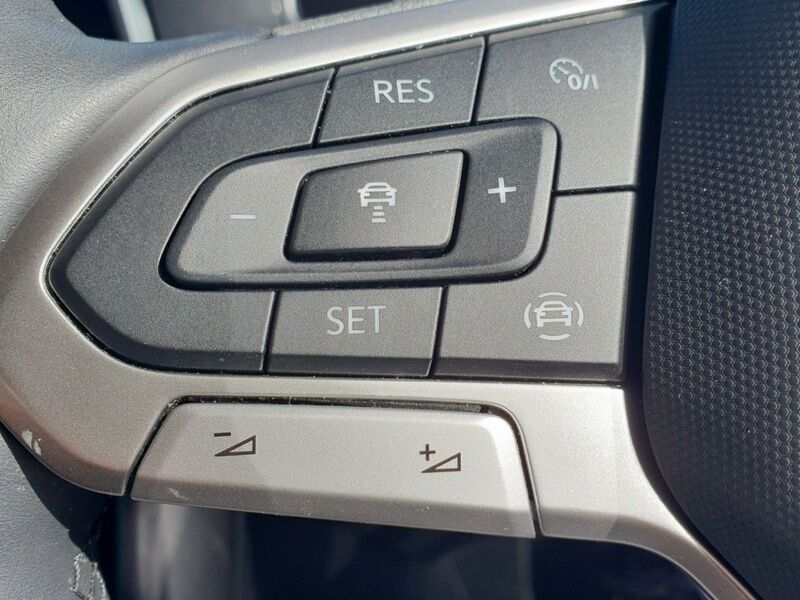 More views of Volkswagen T-Roc