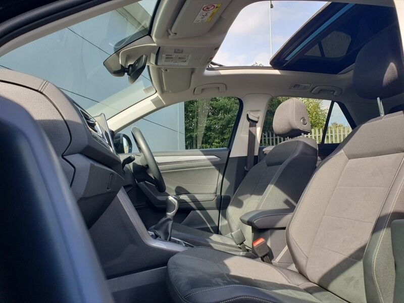 More views of Volkswagen T-Roc