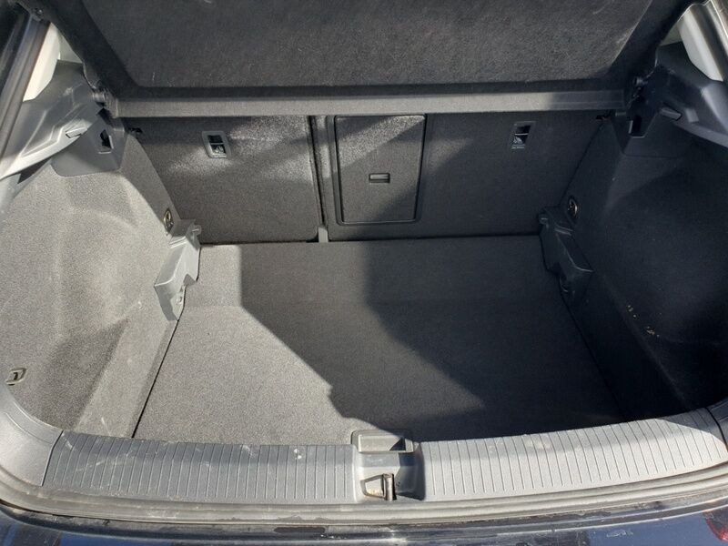 More views of Volkswagen T-Roc