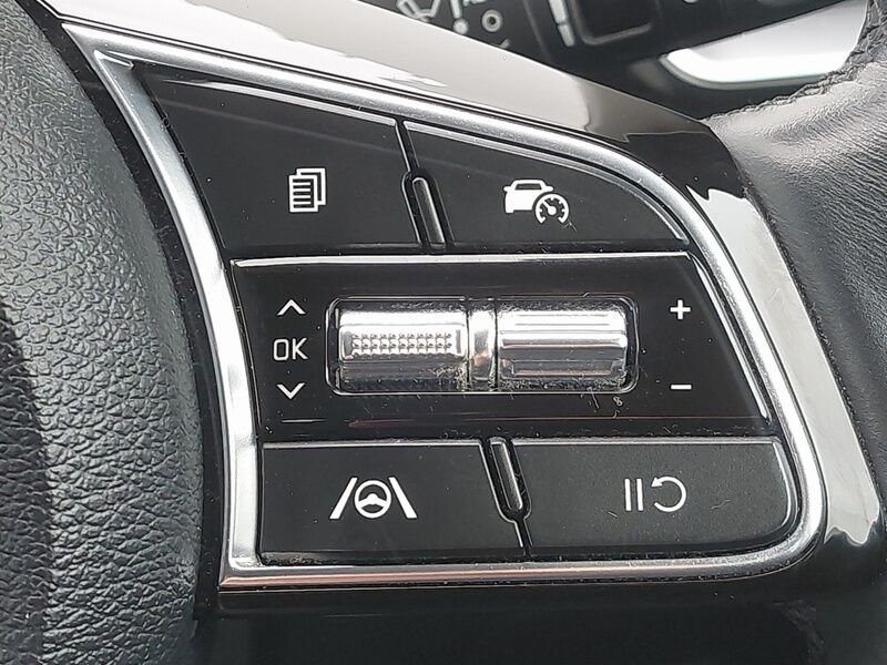 More views of Kia Ceed