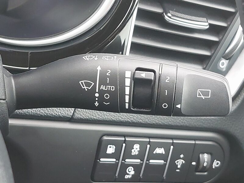 More views of Kia Ceed