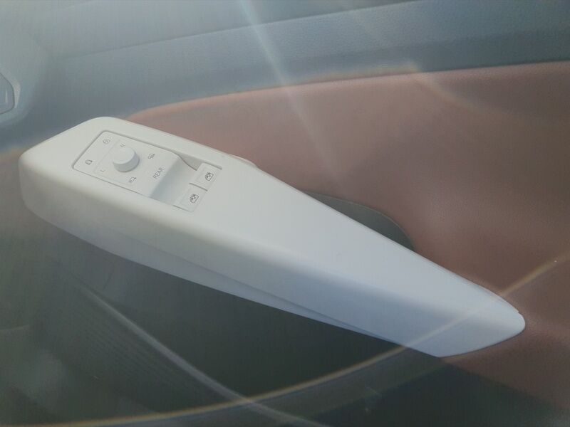 More views of Volkswagen ID.4