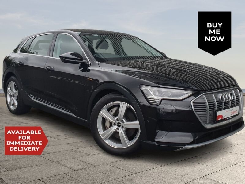 More views of Audi e-tron