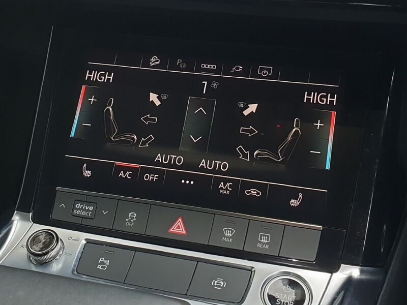 More views of Audi e-tron