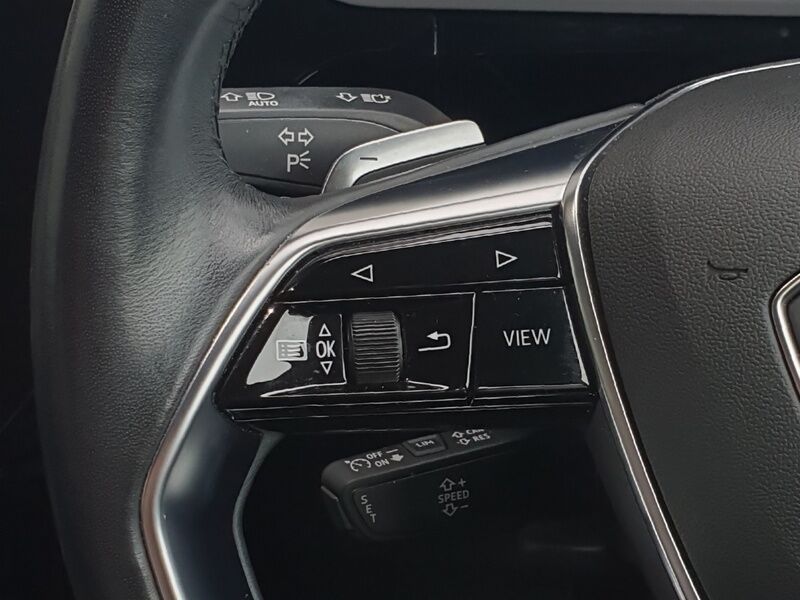 More views of Audi e-tron