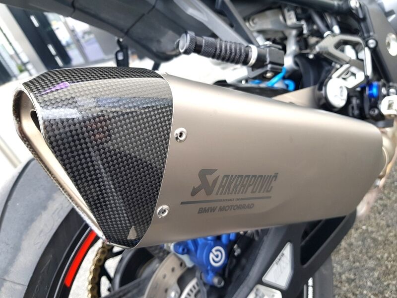 More views of BMW M 1000 R