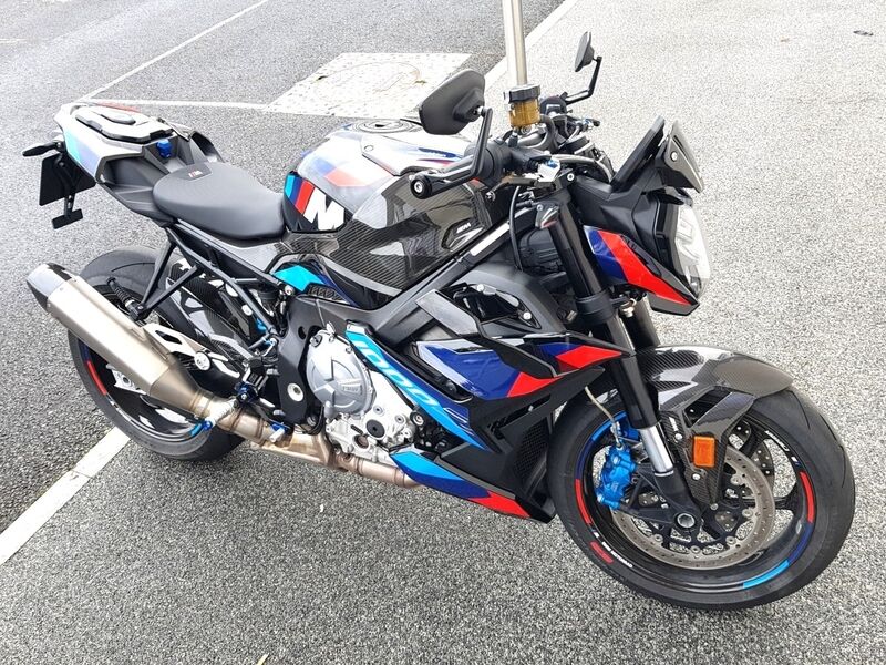 More views of BMW M 1000 R