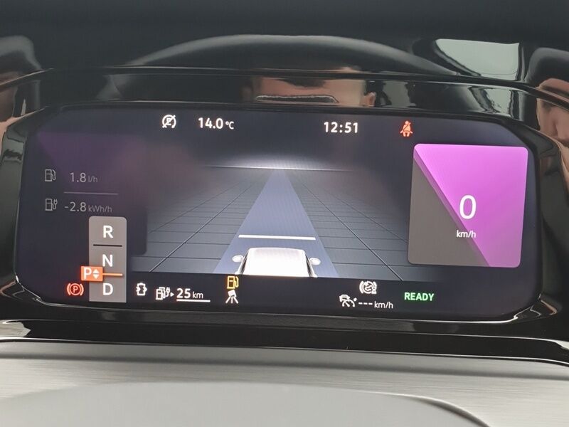 More views of Volkswagen Golf