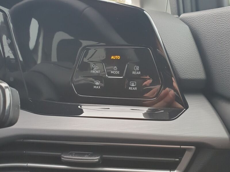 More views of Volkswagen Golf