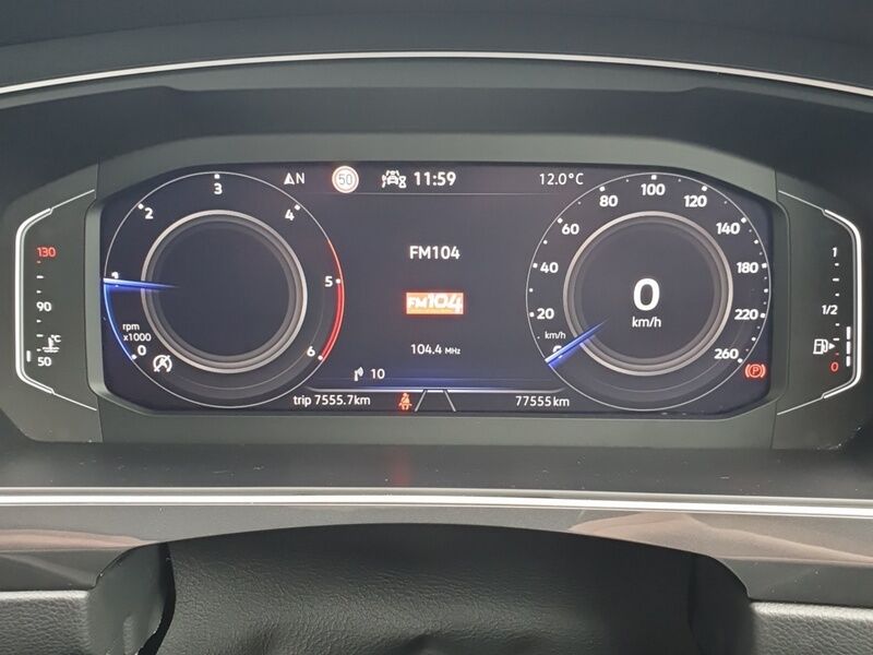 More views of Volkswagen Tiguan