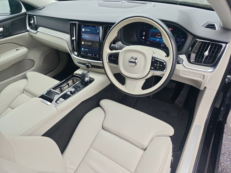 More views of Volvo V60