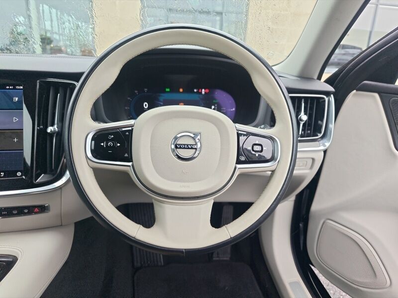 More views of Volvo V60