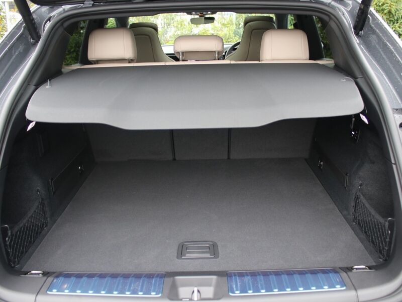 More views of Porsche Macan