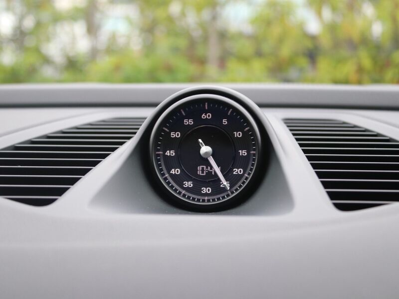 More views of Porsche Macan