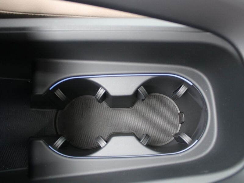 More views of Porsche Macan