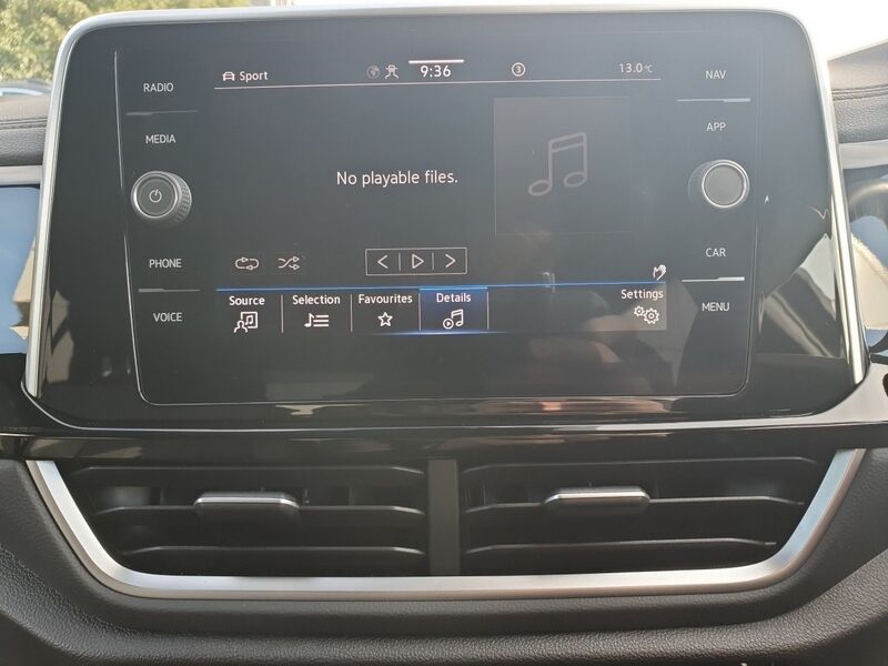 More views of Volkswagen T-Roc