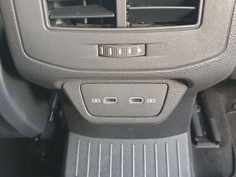 More views of Volkswagen T-Roc