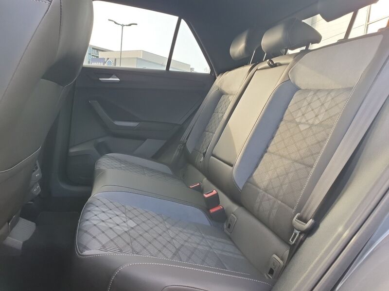 More views of Volkswagen T-Roc