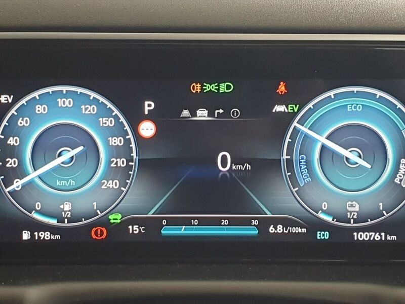 More views of Hyundai Tucson