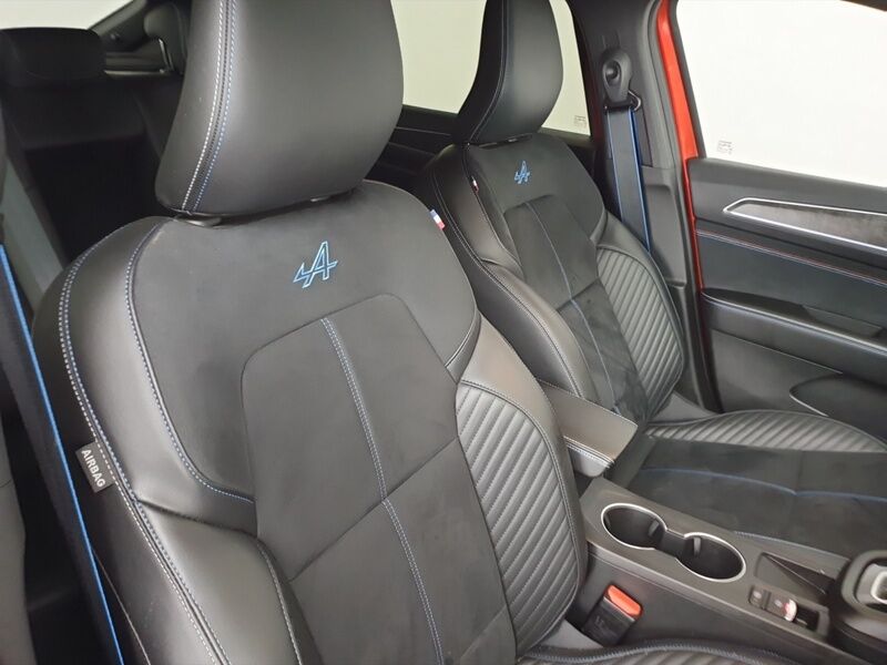 More views of Renault Arkana