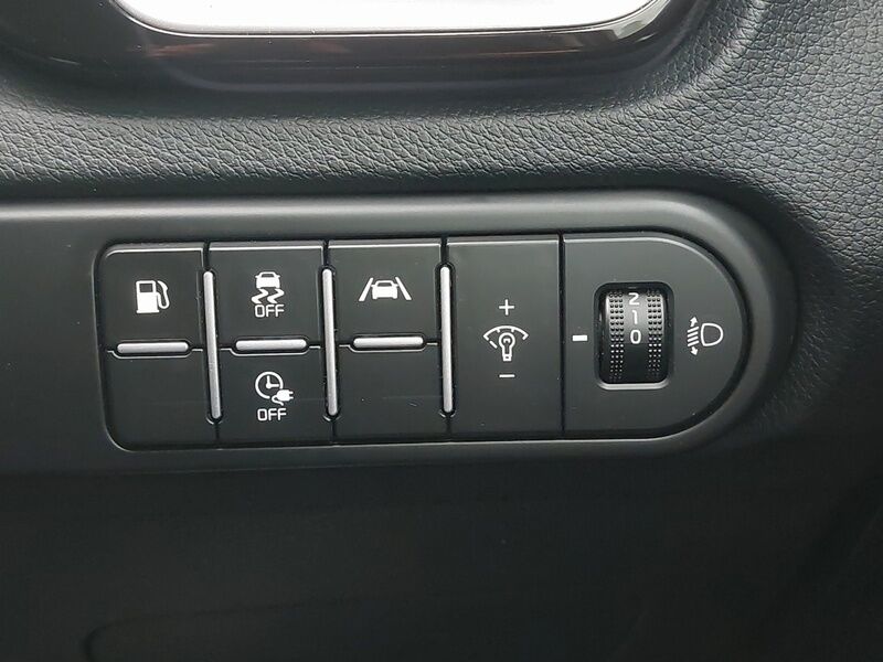 More views of Kia XCeed