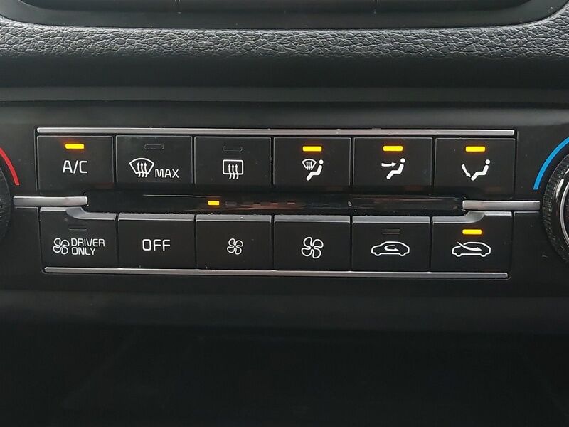 More views of Kia XCeed