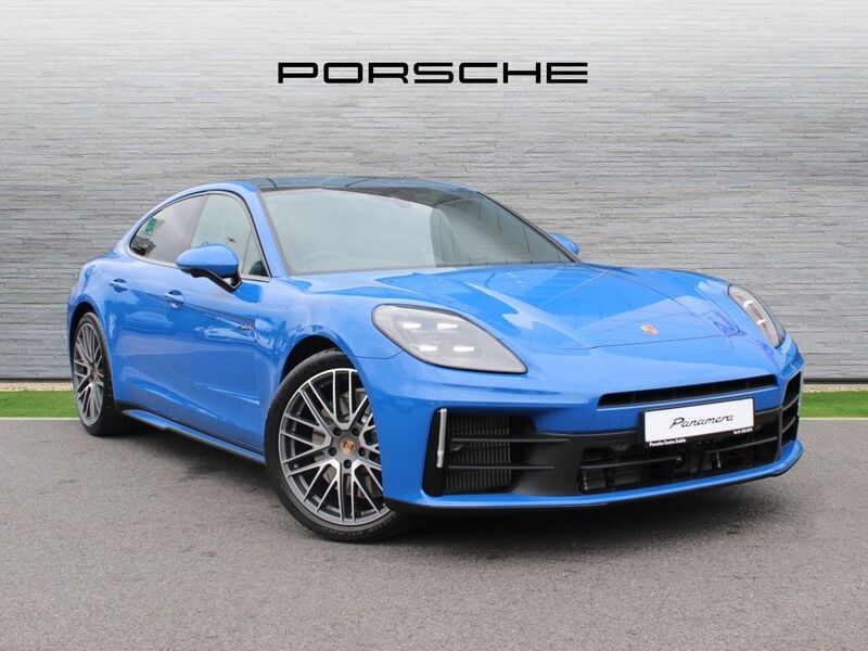 More views of Porsche Panamera