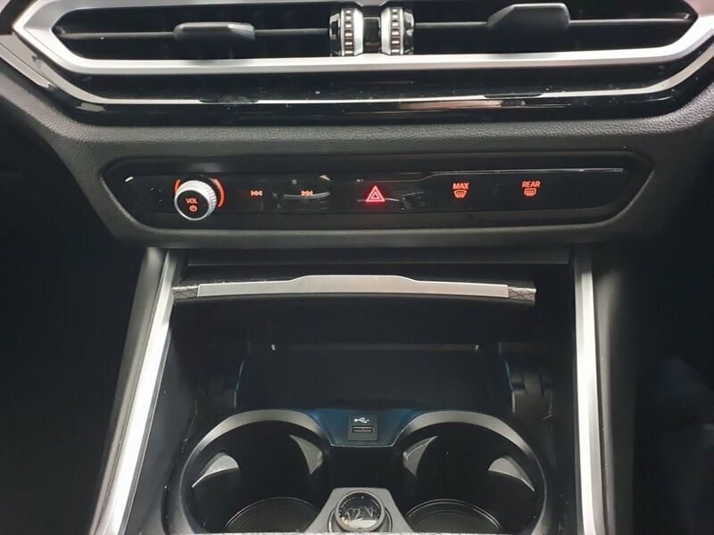 More views of BMW 3-Series