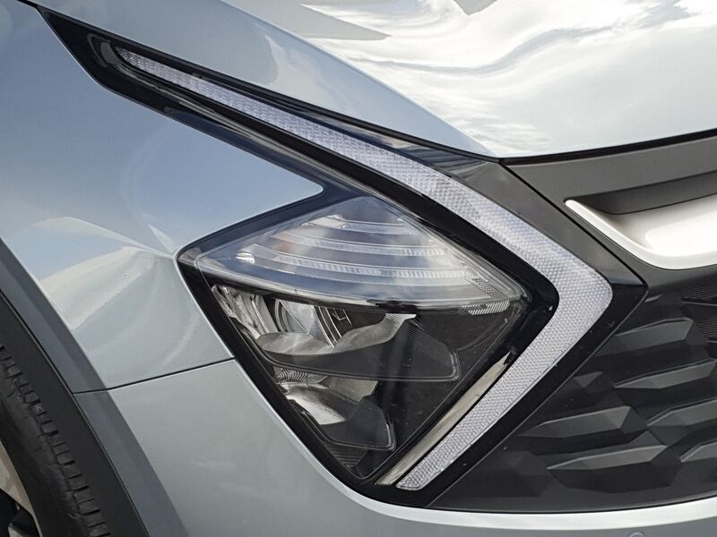 More views of Kia Sportage