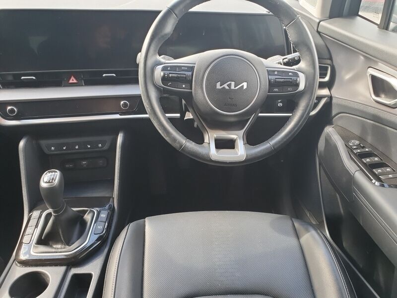 More views of Kia Sportage