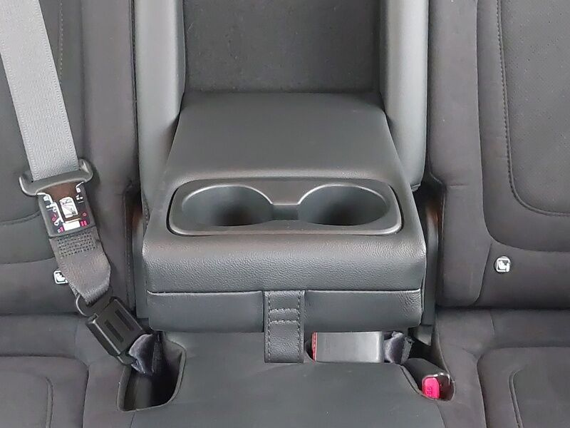 More views of Hyundai Tucson