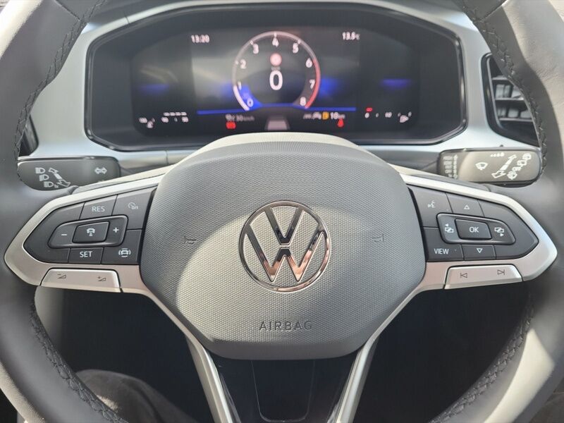 More views of Volkswagen T-Roc