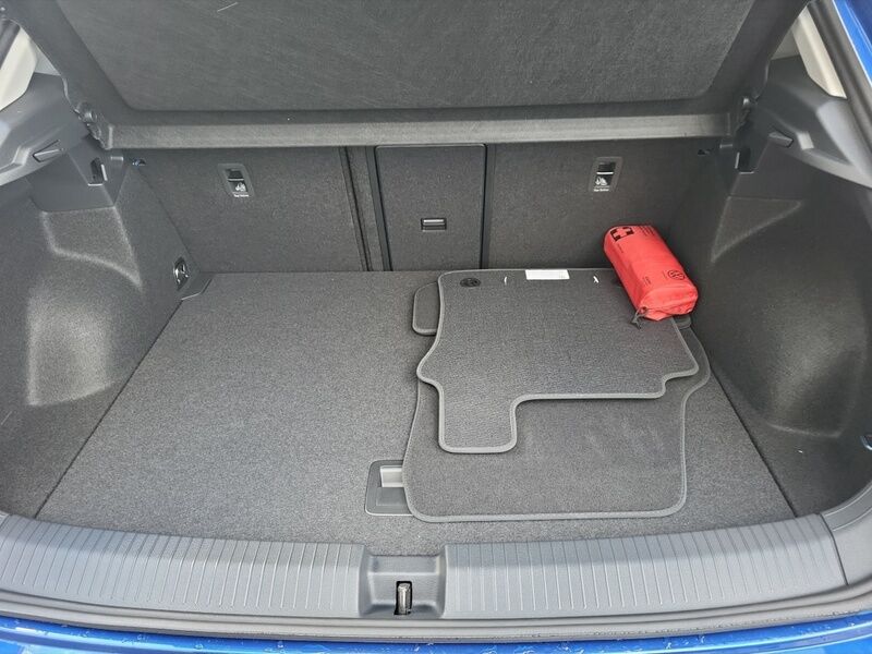 More views of Volkswagen T-Roc