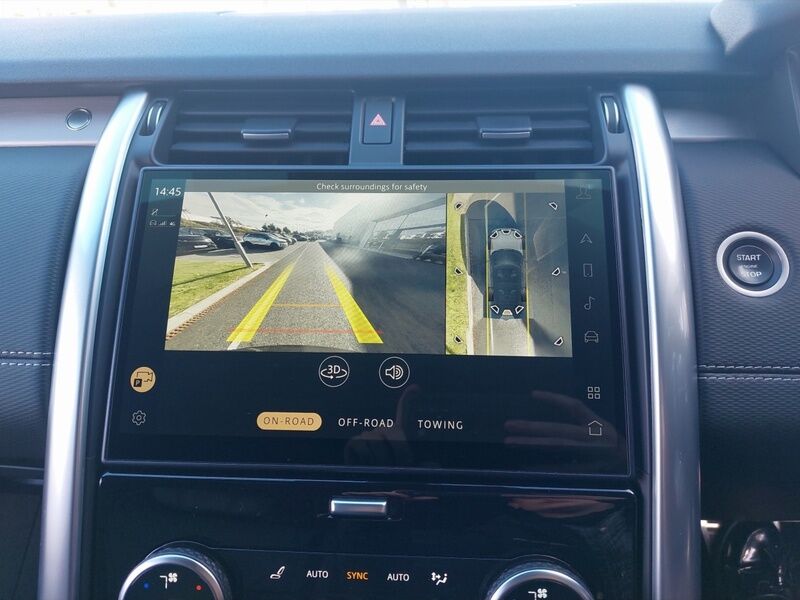 More views of Land Rover Discovery