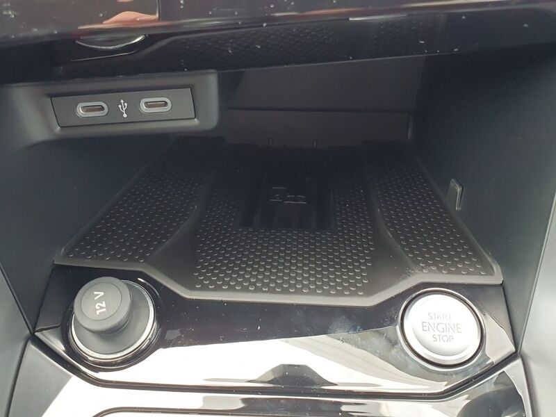 More views of Volkswagen T-Roc