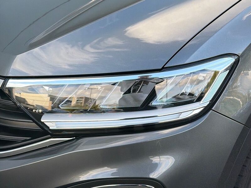 More views of Volkswagen T-Roc