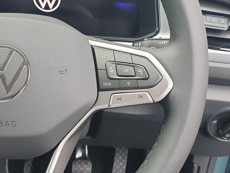 More views of Volkswagen T-Roc